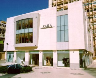 A expansión internacional é un dos puntos fortes da empresa. Establecemento de zara en Beirut.