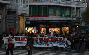 Manifestación previa nas rúas de Compostela
