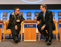 Bono, de U2, e Al Gore, esta cuarta no foro