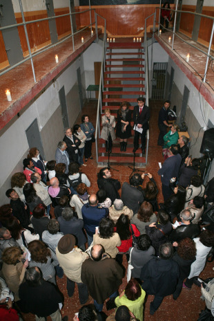 Isabel Coixet estivo acompañada de Manuel Rivas na inauguración da mostra