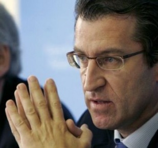 Alberto Núñez Feijoo instou ao BNG a "convencer" o PSdeG da necesidade de levar a cabo a reforma