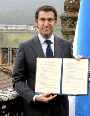 A loita contra o desemprego foi o primeiro dos compromisos que Feijoo asumiu no seu "contrato con Galiza"