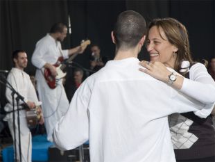 Teresa Táboas bailou cun dos integrantes de Proxecto Trepia