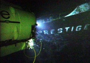 O Nautile ao somorgullo toma imaxes do Prestige afundido. Foto: Ifremer