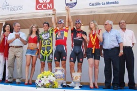 Pereiro, a carón de Valverde e Sevilla no podio /  Imaxe: Rafa Carbonero / www.extremaduraciclismo.net