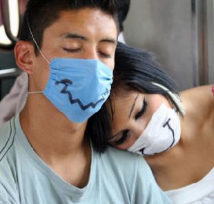 As máscaras, chamadas en México 'cubrebocas', están á orde do día, e hai quen aproveita para 'customizalas'