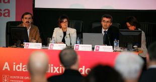 Luis Collado; Marisol López, secretaria xeral de Política Lingüística; Xosé María Pousada, director da ETSET de Vigo, e Montserrat Pardo, de Microsoft Ibé