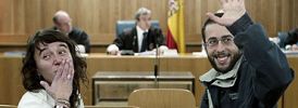 Ugio Caamanho e Giana Rodrigues na primeira xornada de xuízo / Imaxe: Galiza Livre.org